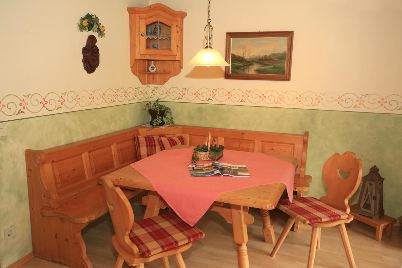 Heutauer Hof Villa ซีกส์ดอร์ฟ ภายนอก รูปภาพ